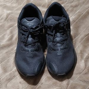 Nike Renew Run Sneakers All Black Mens Size 10
